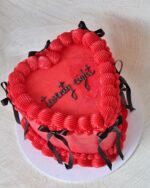 Classic Vintage Cake - Image 2