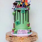 Minecraft cake